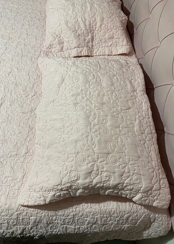Toz pembe Beyaz Yatak Örtüsü - Görsel 3