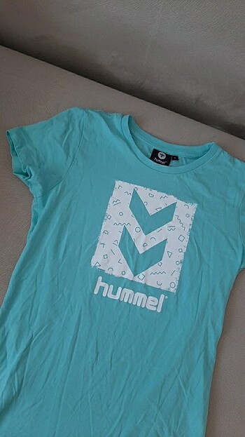 Hummel t-shirt