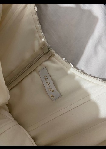 Bej Straplez İşlemeli Uzun Abiye Elbise - Görsel 4