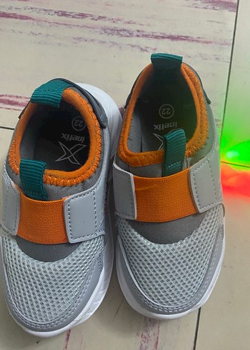 Çocuk Çok Renkli Yılan Desenli Spor Ayakkabı - Görsel 2