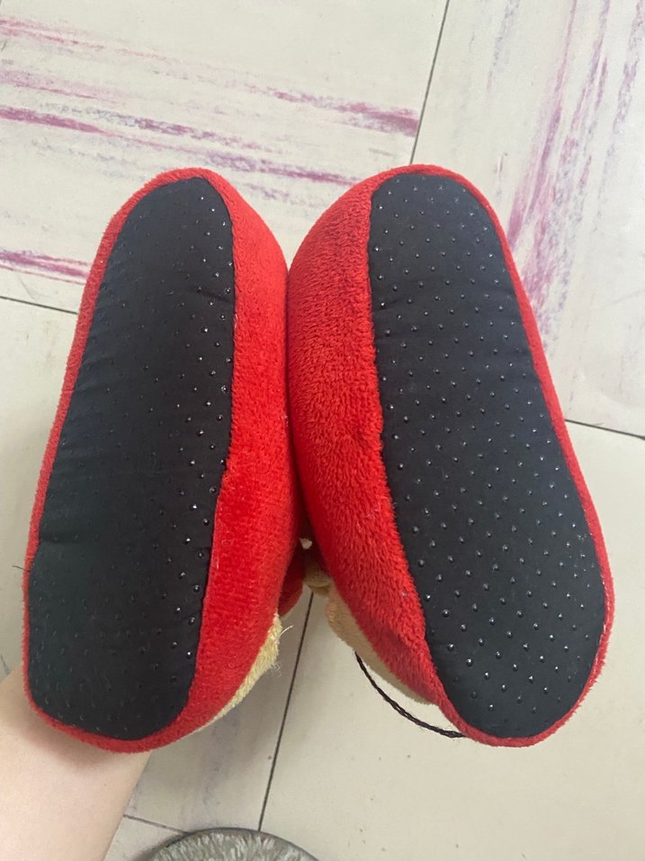 Kız Çocukları İçin Renkli Kadife Kaydırmaz Ev Terliği - Görsel 4