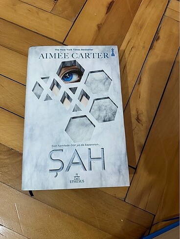 şah aimee carter
