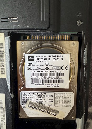 Gri Toshiba Dizüstü Bilgisayar - Görsel 10