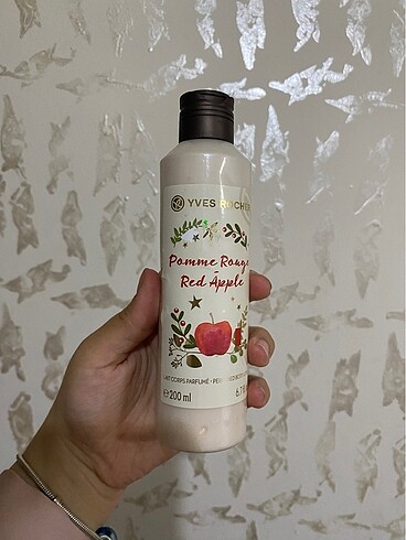 Yves Rocher Elmalı Vucüt kremi
