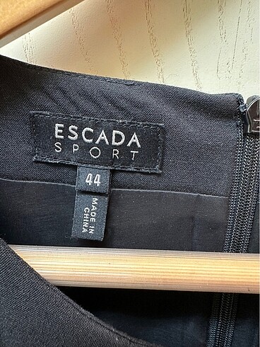 44 Beden Escada siyah elbise
