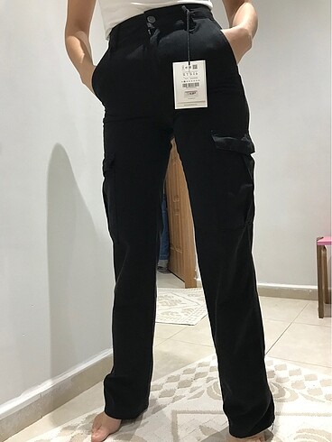 m Beden siyah Renk PullBear kargo pantalon
