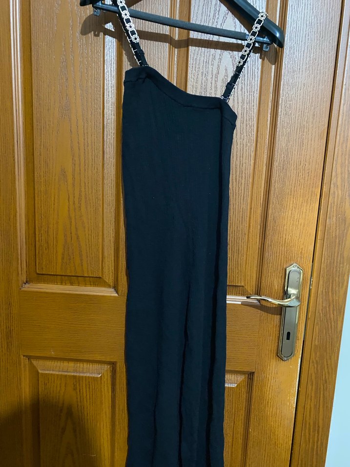 Zincir Detaylı Siyah Askılı Tulum - Görsel 2