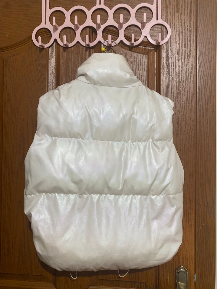 Beyaz Deri Kürklü Kısa Kadın Yelek - Görsel 3