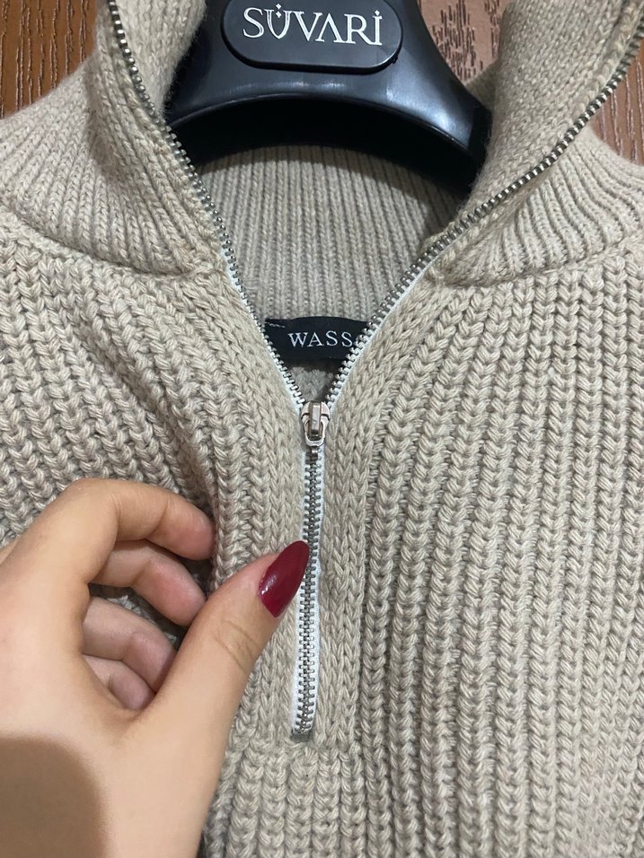 Bej Yarım Fermuarlı Kısa Örgü Kadın Kazak - Görsel 3