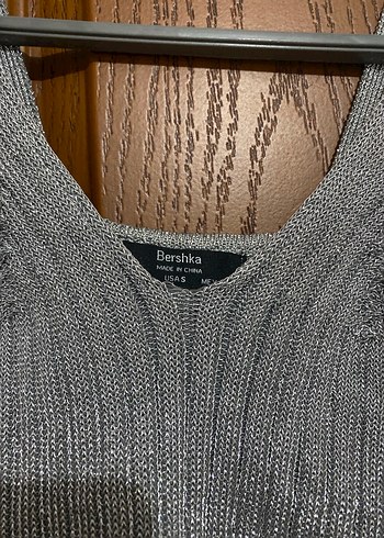 Gri V Yakalı Örgü Mini Atlet - Görsel 3