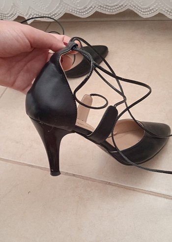 Siyah Bağcıklı Stiletto Topuklu Kadın Ayakkabı - Görsel 8