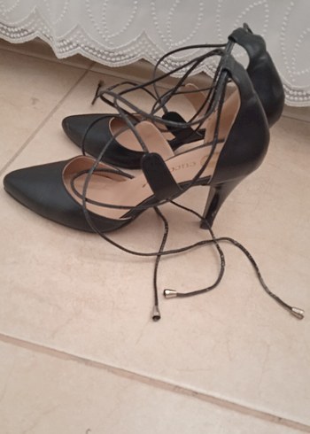 Siyah Bağcıklı Stiletto Topuklu Kadın Ayakkabı - Görsel 5