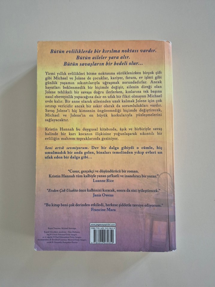 evden çok uzakta  - Roman - Görsel 2