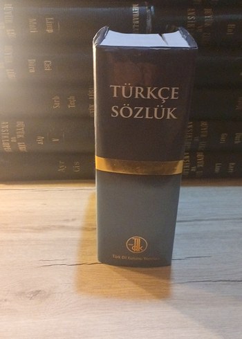 Türkçe Sözlük Kitabı - Görsel 2