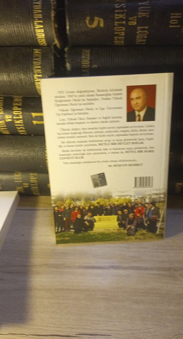 Gelin En Güzel Dünyayı Birlikte Kuralım Kitabı - Görsel 2