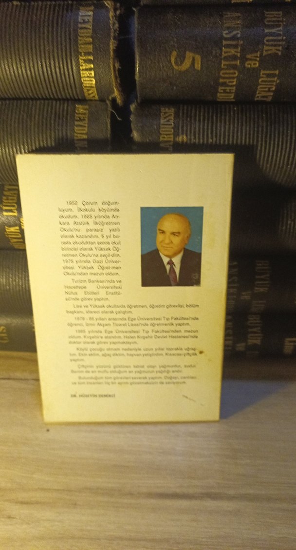 Gelin En Güzel Dünyayı Biz Kuralım Kitabı - Görsel 2