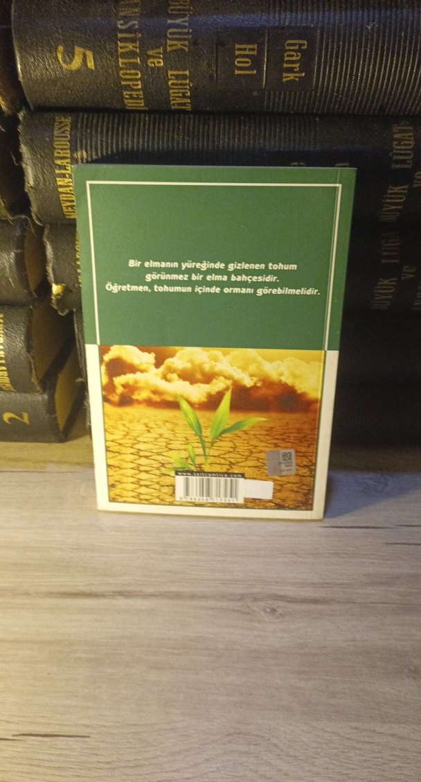 Öğretmen Tohumda Ormanı Görmeli Kitap - Görsel 2