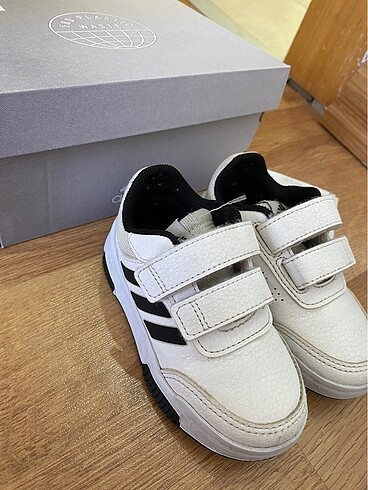 Bebek çocuk ayakkabı Adidas