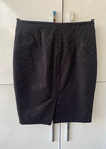 Dantel Detaylı Siyah Midi Kalem Etek - Görsel 2