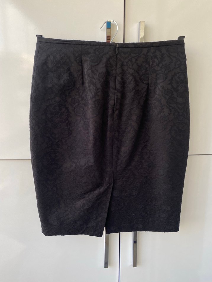 Dantel Detaylı Siyah Midi Kalem Etek - Görsel 2