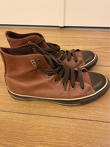 Orijinal chuck taylor deri ayakkabı