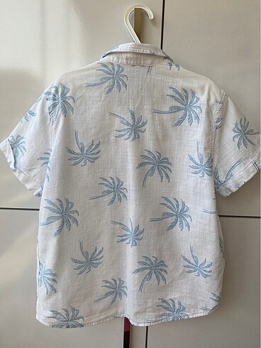 LC Waikiki Kısa kollu palmiyeli gömlek