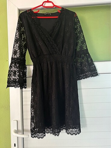 Siyah dantel elbise - Görsel 5
