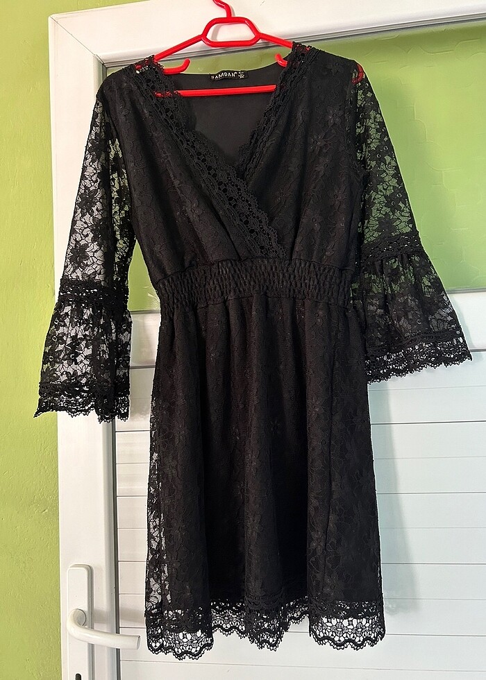 Siyah dantel elbise - Görsel 4