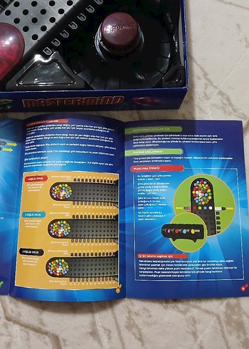 Mastermind Klasik Şifre Çözme Oyunu - Görsel 5