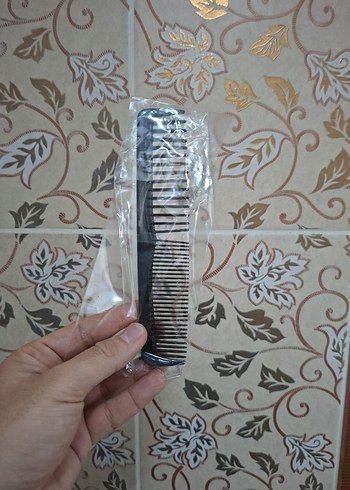 Çeşitli Tarak ve Saç Fırçası Seti - Görsel 4