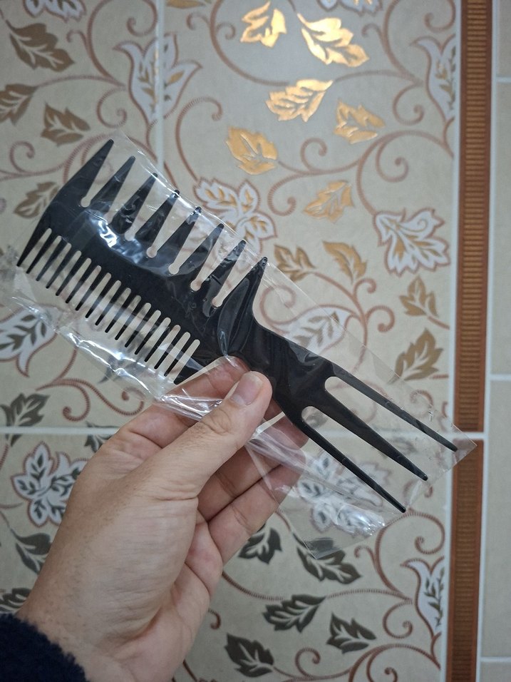 Çeşitli Tarak ve Saç Fırçası Seti - Görsel 2