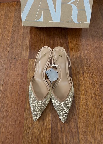 Zara parlak taşlı arkası açık ayakkabı - Görsel 4