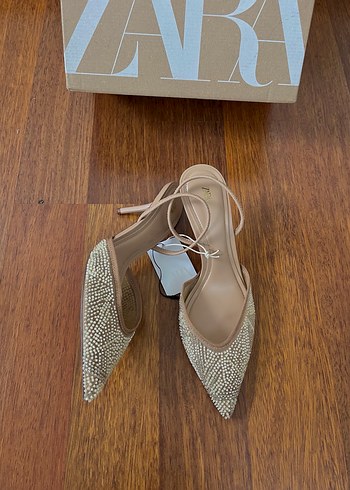 Zara parlak taşlı arkası açık ayakkabı - Görsel 3