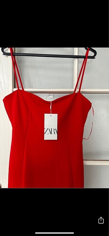 Askılı krepe elbise - Görsel 6