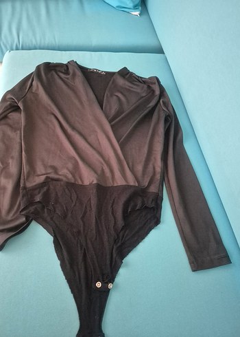 Siyah  saten V Yakalı Drapeli Bluz - Görsel 3