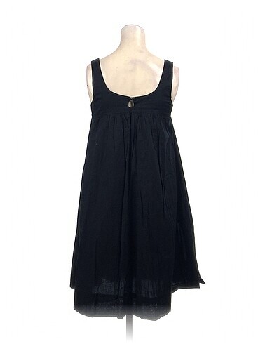 xs Beden PreLoved Kısa Elbise %70 İndirimli.