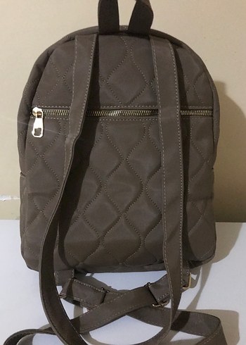 Kemer Detaylı krem Kadın Deri Sırt Çantası - Görsel 4