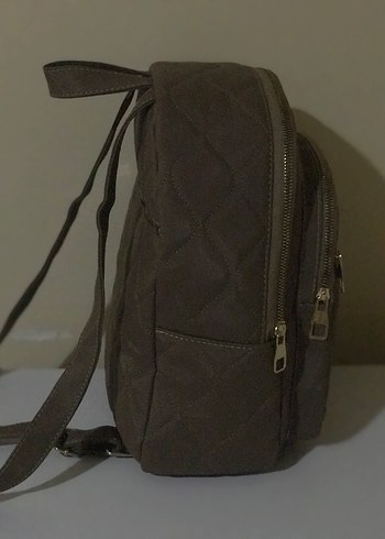 Kemer Detaylı krem Kadın Deri Sırt Çantası - Görsel 6