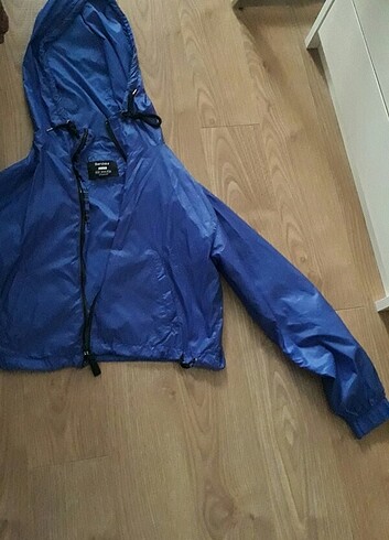 Bershka Yağmurluk
