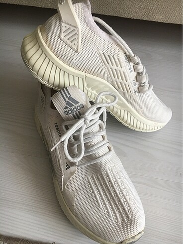 Adidas spor ayakkabı