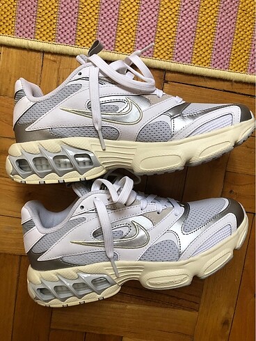 38 Beden beyaz Renk Nike Zoom Air