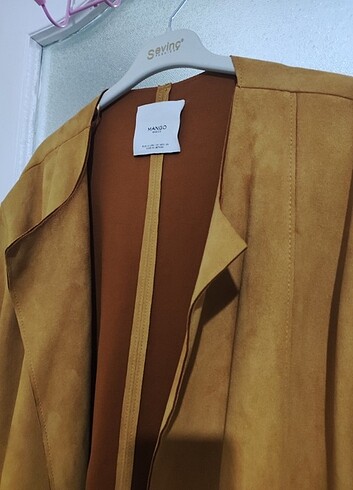Mango Trench