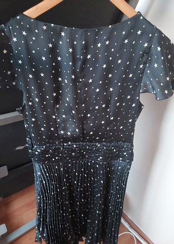 Yıldız Desenli Pilili Mini Elbise