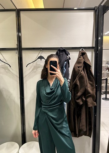 Zara Yeşil Parlak Uzun Kollu Salaş Tulum