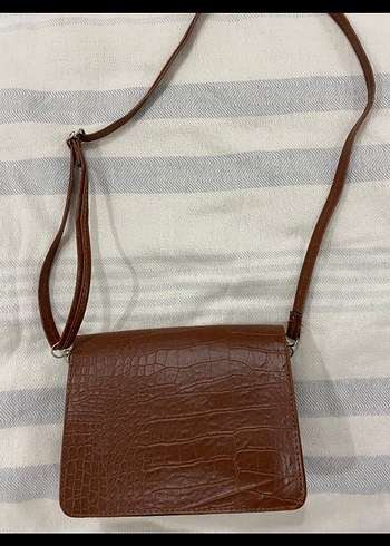 Kahverengi Deri Zincir Detaylı Kadın Çanta - Görsel 3