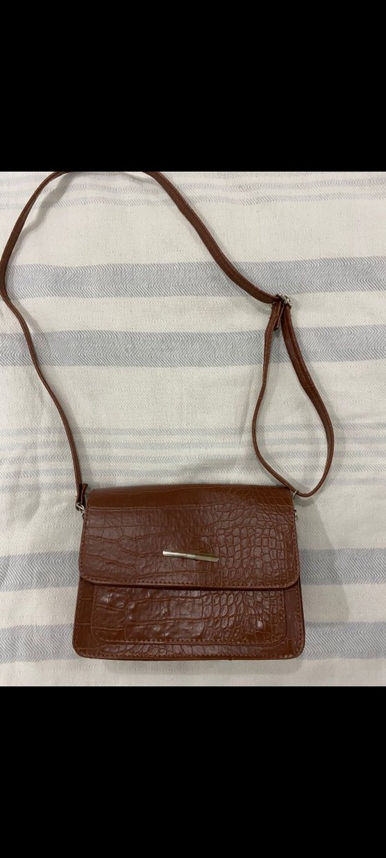 Kahverengi Deri Zincir Detaylı Kadın Çanta - Görsel 2