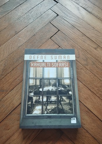 Defne Suman - Kahvaltı Sofrası Roman