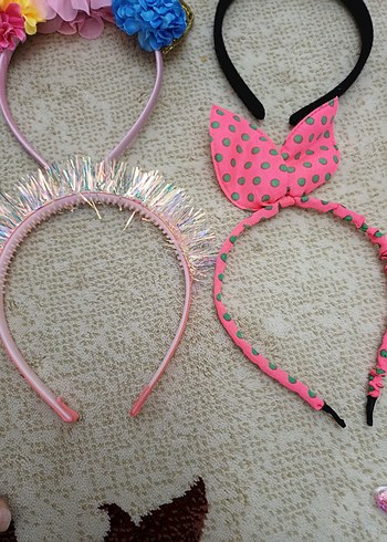 Renkli Payetli Çocuk Taç ve Toka Seti - Görsel 6