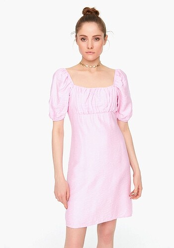 Trendyolmilla Pembe Kare Yaka Elbise