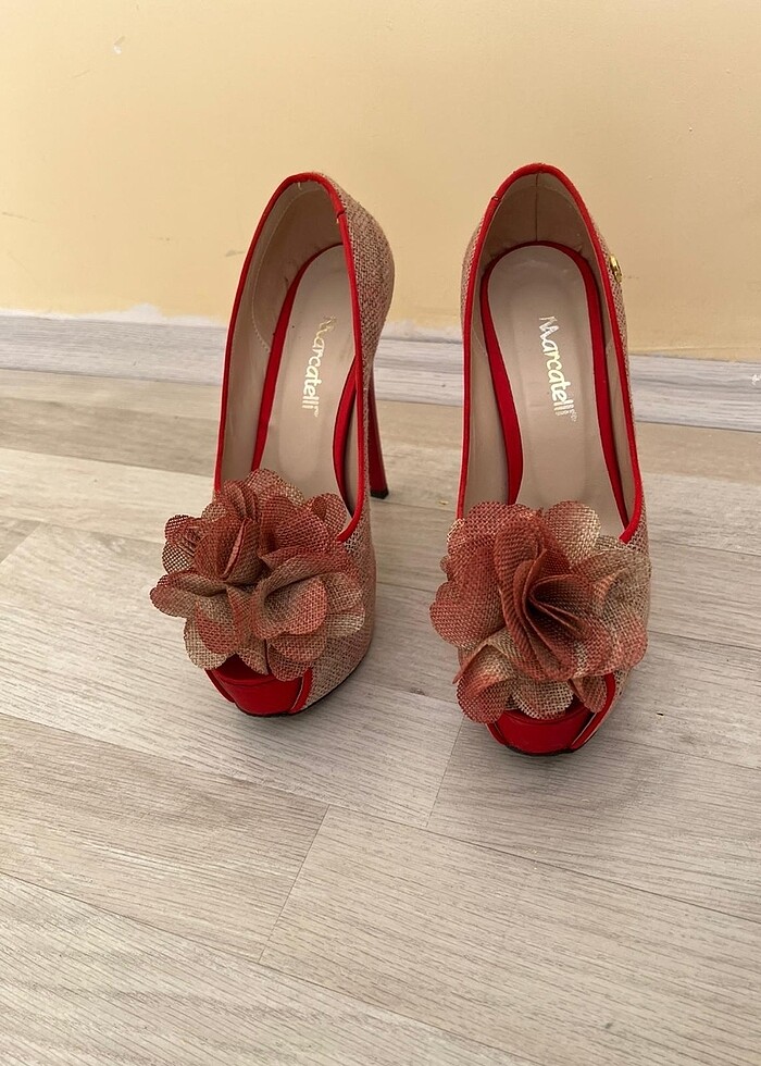 Topuklu ayakkabı - Görsel 3